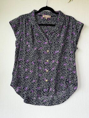 Philosophy Cap Sleeve Blouse – Medium – Navy & Purple Print